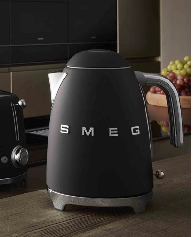 Durable Black Matt Smeg 1.7L Kettle