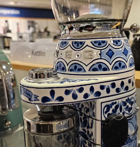 Elegant Dolce and Gabbanna Smeg Grinder