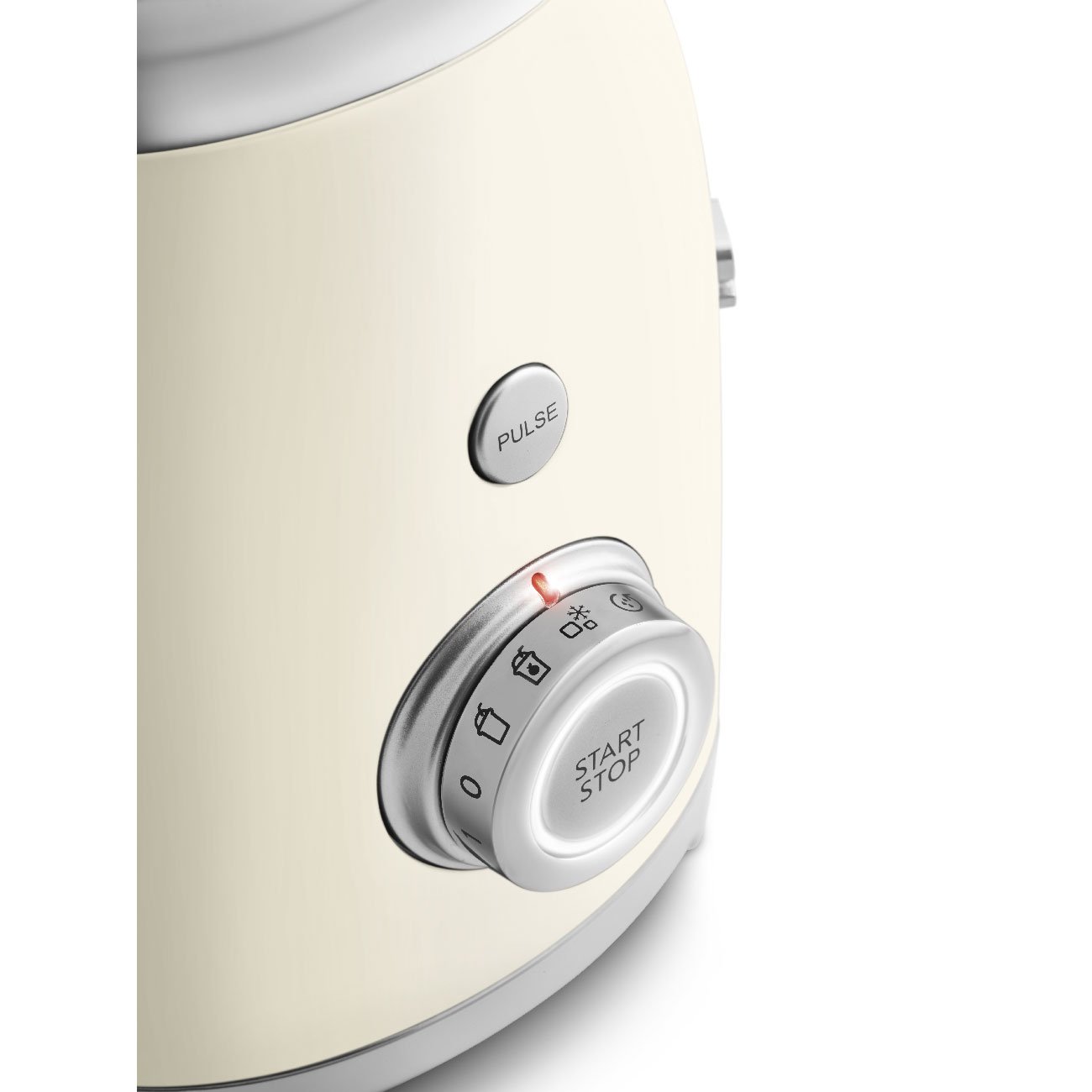 SMEG BLF03 Cream Retro Jug Blender view 4