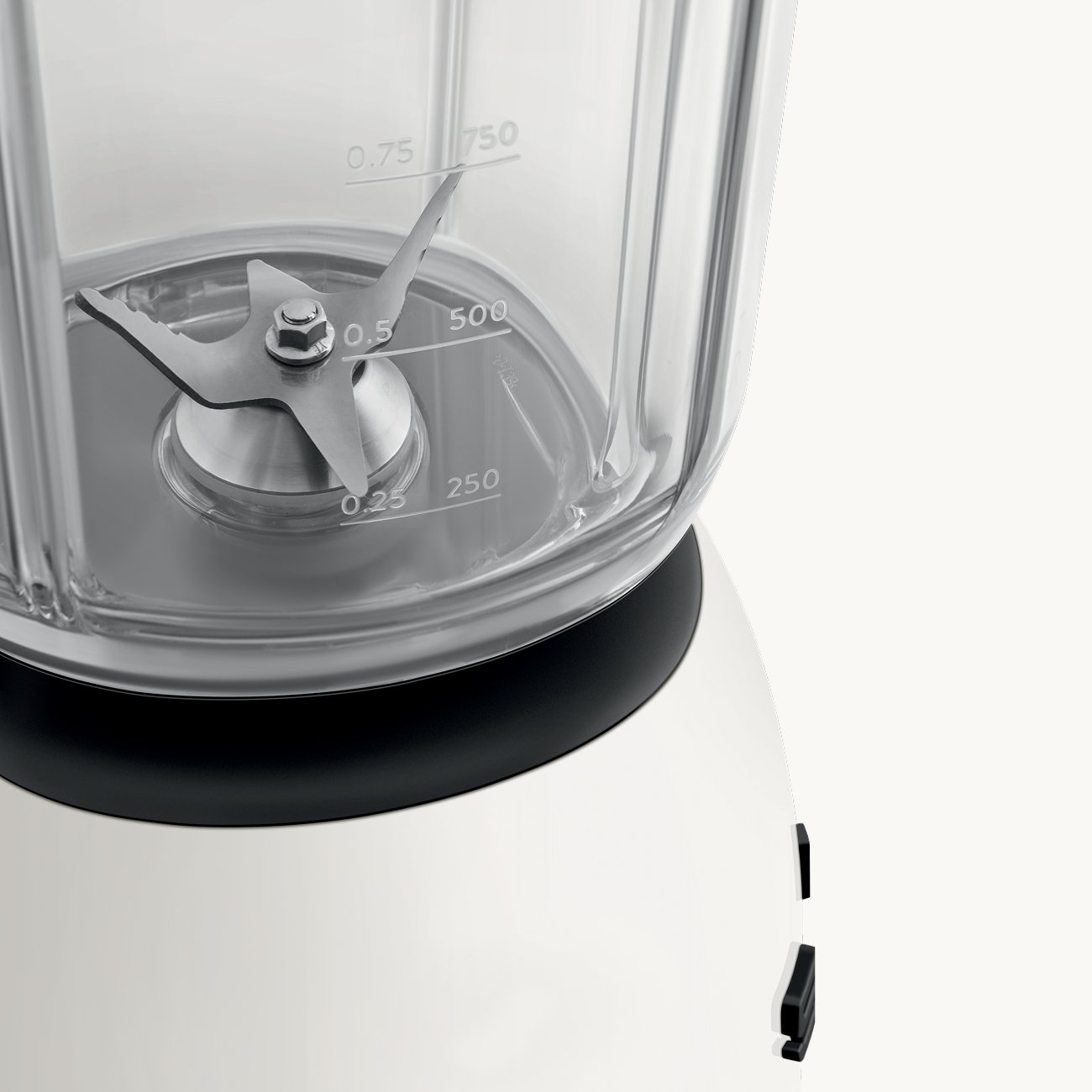 Smeg BLF03PCWEU Porsche x blender - Carrara White collection, view 3