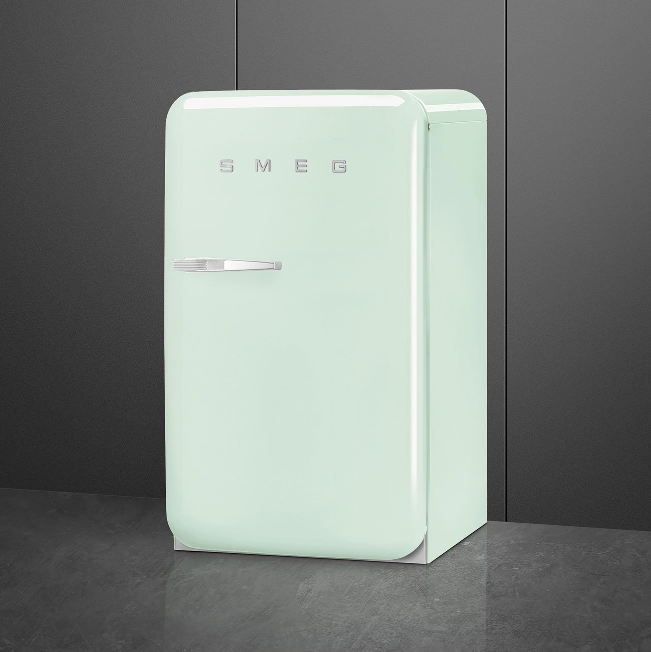 Smeg FAB10HRPG5 Pastel green Minibar Refrigerator, view 4