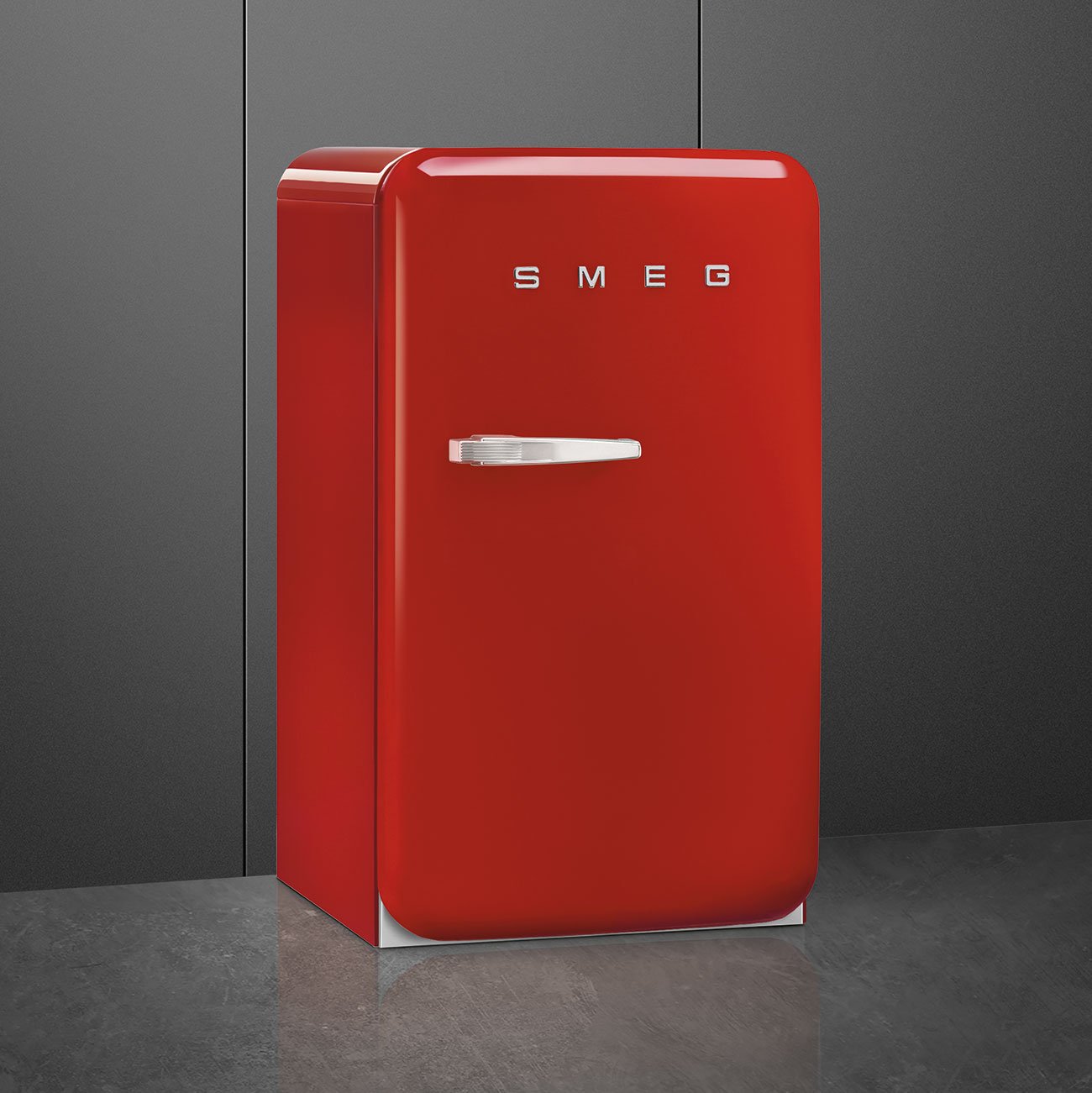 Smeg FAB10HRRD5 Red Minibar Refrigerator, view 3