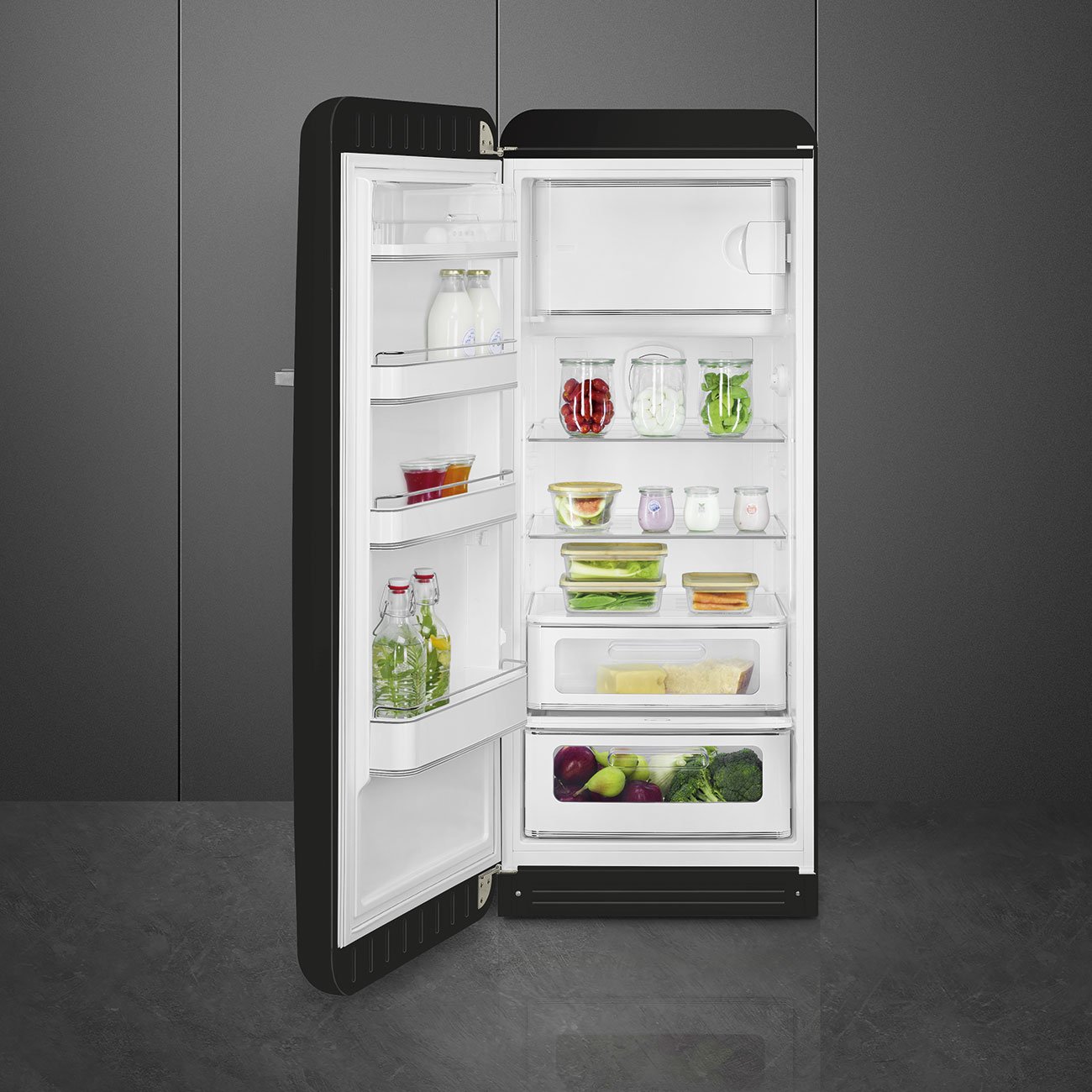 Smeg FAB28LBL6 Black Free standing refrigerator, view 3