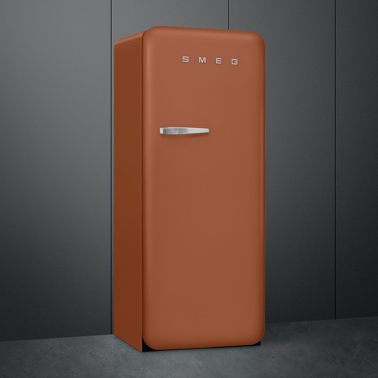 Smeg FAB28RDRU6 Rust Free standing refrigerator, view 2