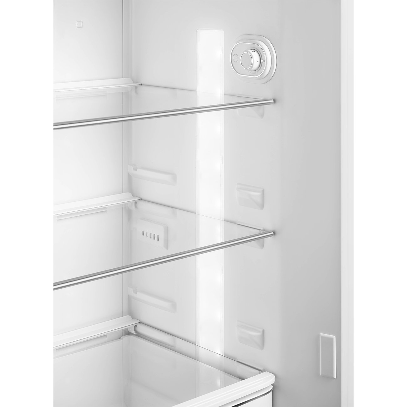 SMEG FAB30 Cream Retro Fridge Freezer Right Hinge view 4