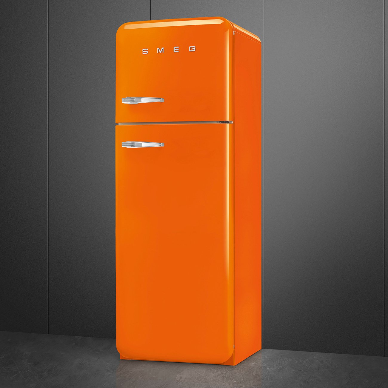 Smeg FAB30ROR6 Orange Free standing refrigerator, view 4
