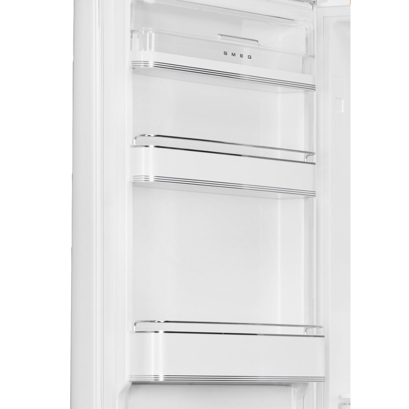 Smeg FAB32LWH5 white retro fridge-freezer, gallery view 2
