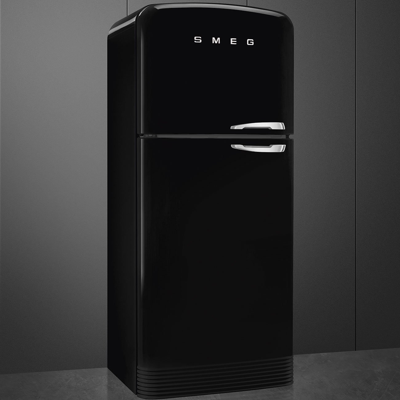 Smeg FAB50LBL5 Black Free standing refrigerator, view 3