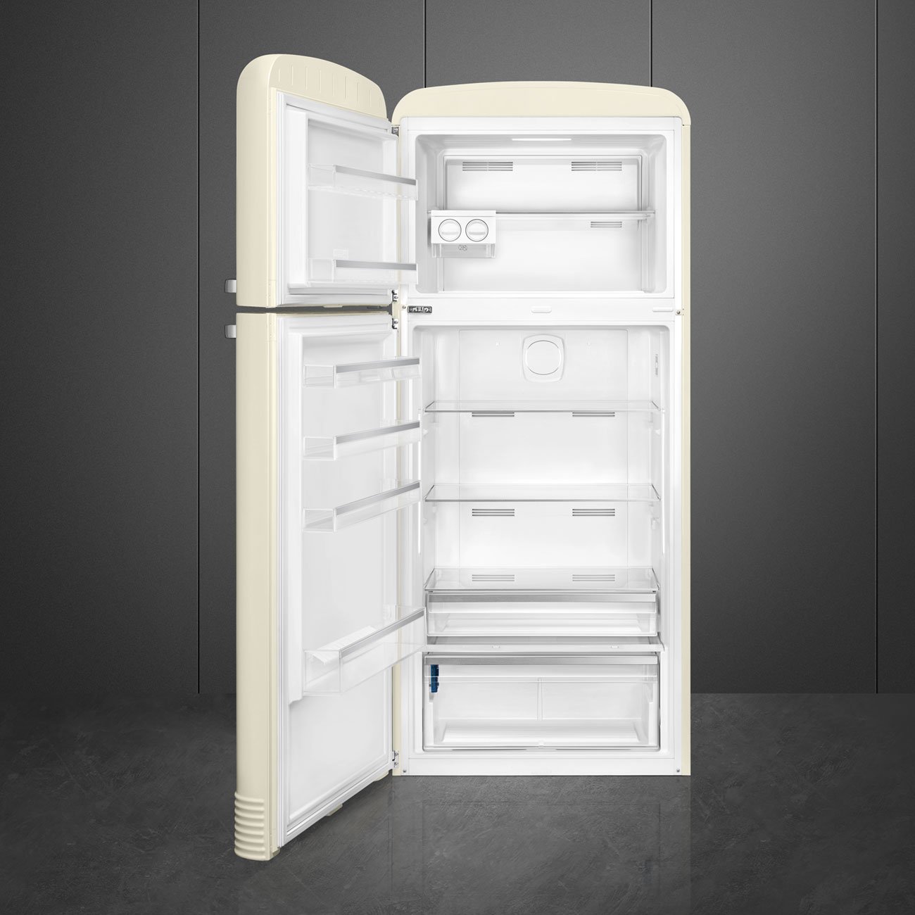 Smeg FAB50LCR5 Cream Free standing refrigerator, view 2
