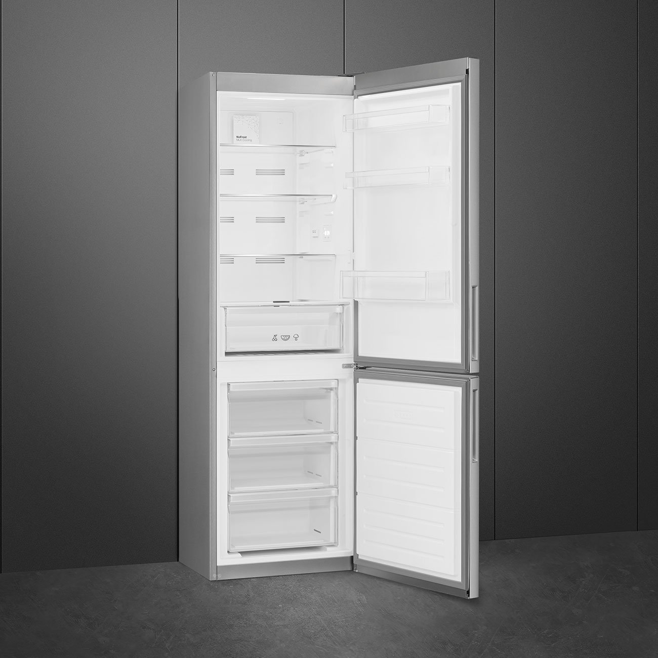 Smeg RC33SNZA Free standing refrigerator, view 3
